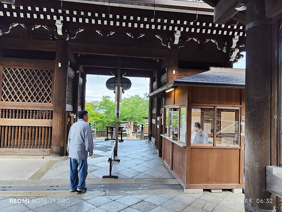 JP 日本 Japan 京都 Kyoto 東山區 Higashiyama-ku 清水寺 Kiyomizu-dera Temple Main Hall 0631am morning June 2026 N13P 03