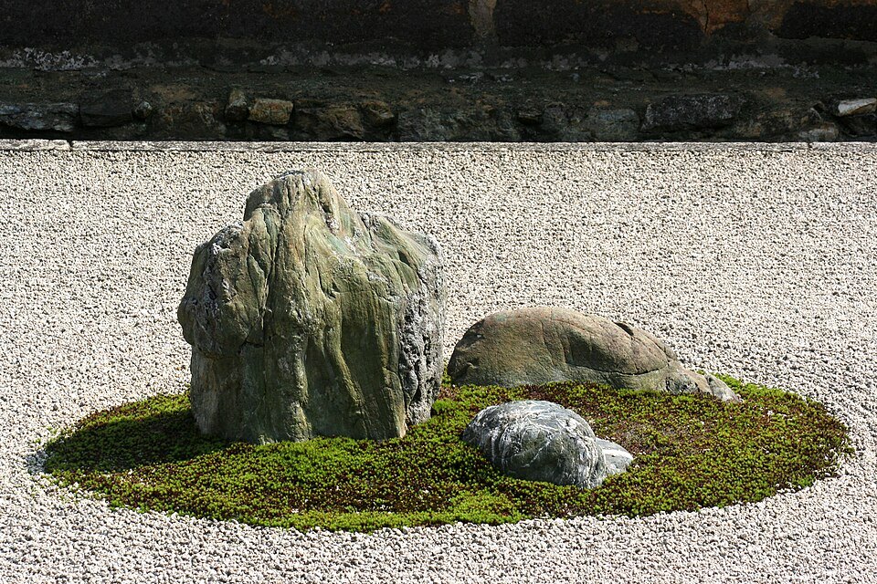 Ryoanji rock garden close up